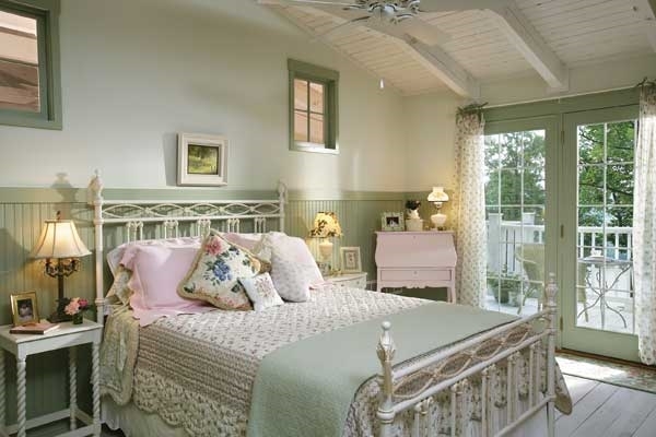 romantic-shabby-chic-bedroom-ideas-green-shades-metal bed frame bedside tables