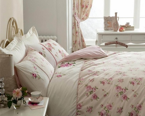 romantic-bedroom-shabby-chic-decor-bedding-set-curtains