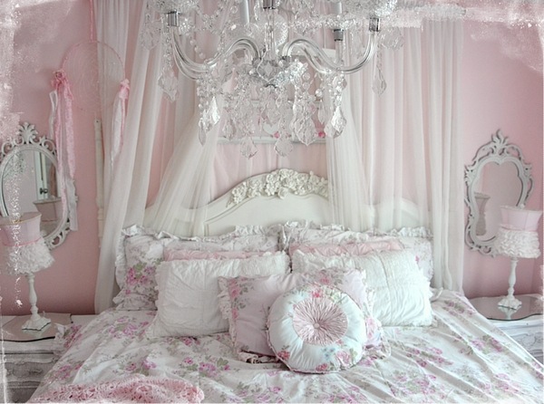 shabby-chic-bedroom-decor-white-pink-colors-crystal chandelier bedside lamps