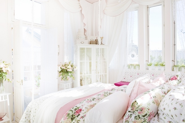shabby-chic-bedroom-design-ideas-white furniture curtains 