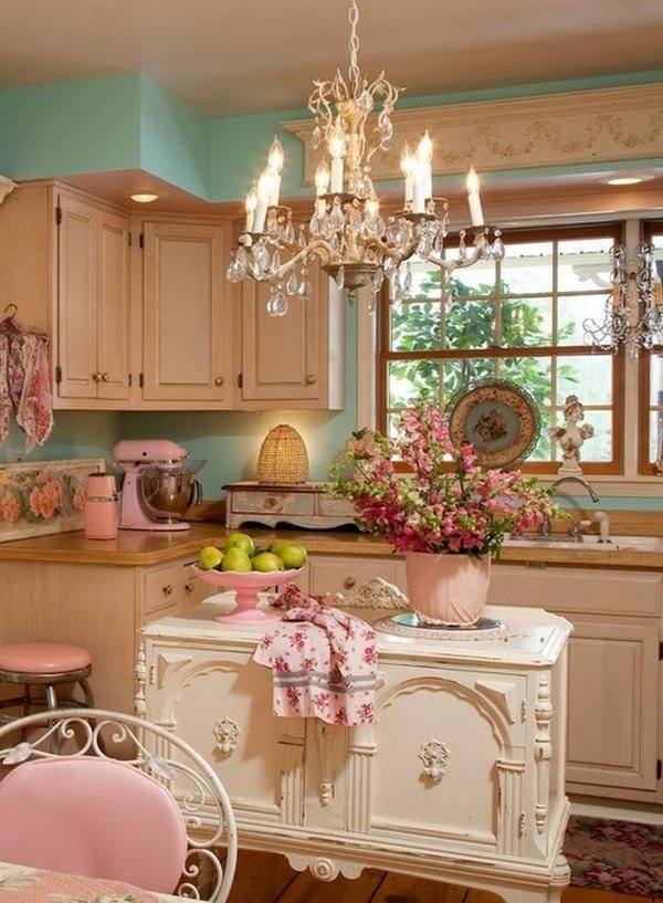 shabby-chic-kitchen-island ideas vintage chandelier pastel colors