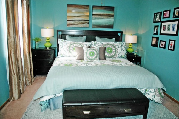 trend-in-bedroom-paint-teal wall color pastel accents