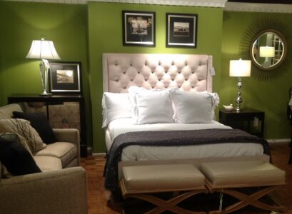 unique-basement-bedroom-ideas-wall-colors-tufted-headboard-table-lamps