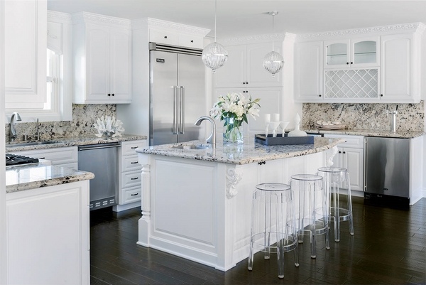 white-kitchen-design-wood-flooring-kitchen-island-granite-backsplash