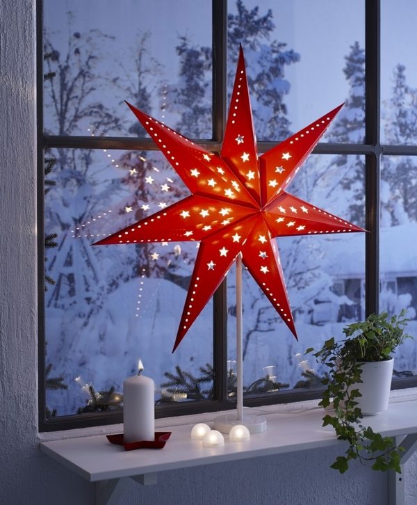 Christmas window decorating ideas red christmas star candles