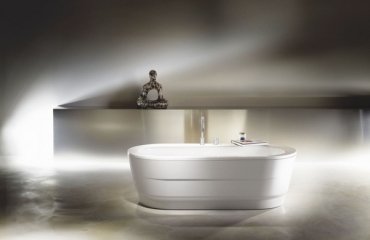 Contemporary-freestanding-bathtub-design-white-acrylic-luxury-bathroom-ideas