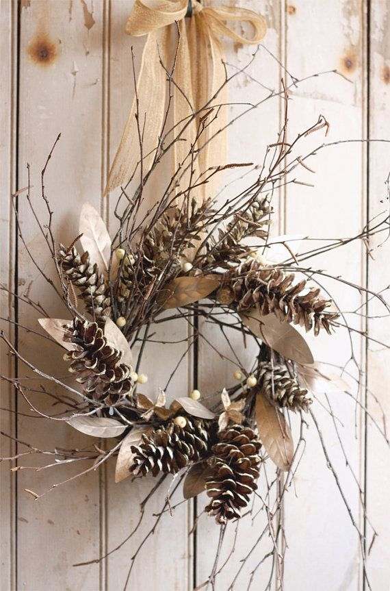DIY christmas wreath pine cones branches rustic christmas
