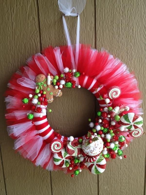 DIY tulle wreath ideas Christmas wreath ideas front door decor