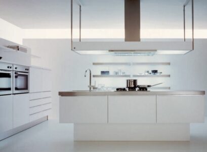 Design-kitchen-white-matt-EFFETI-island-stainless-steel