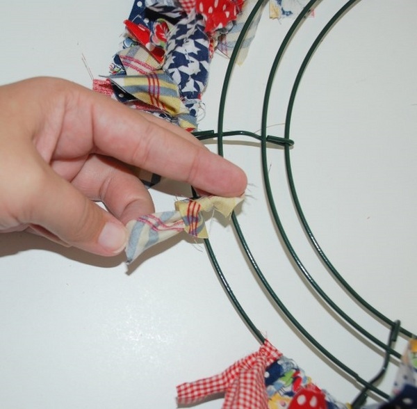 How to make a rag wreath step by step instructions step 2 tie the strips simple knot