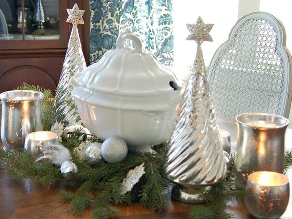  christmas centerpiece ideas tea candles silver ornaments