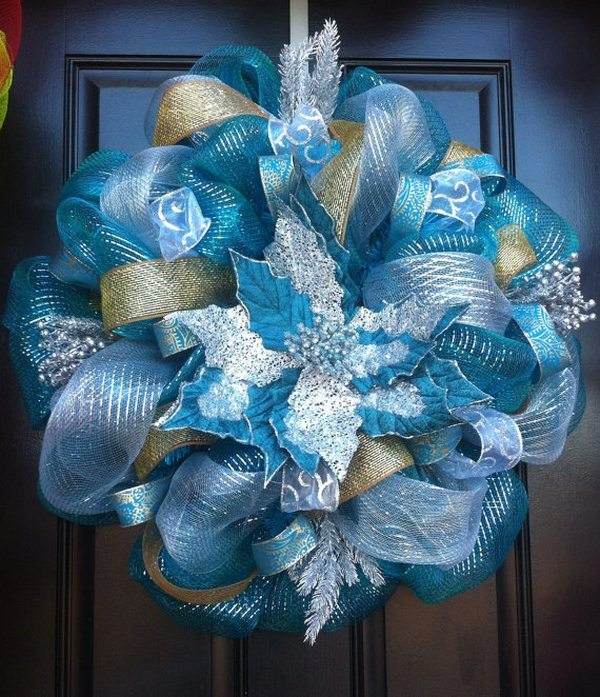 awesome-deco-mesh-wreath-Christmas-decoration-front-door-decor-ideas