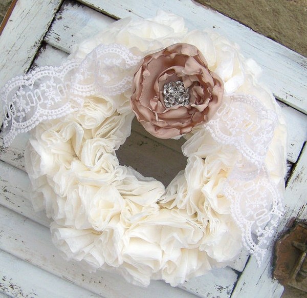 beautiful  lace ribbon brooch