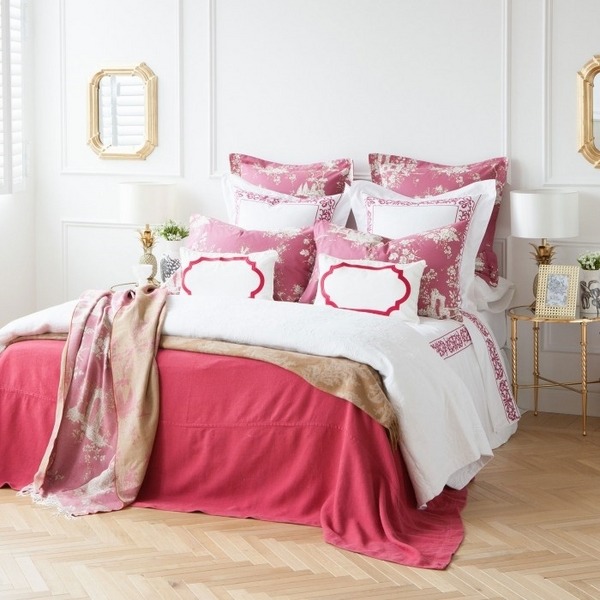 bedding white raspberry red colors bedroom decoration 