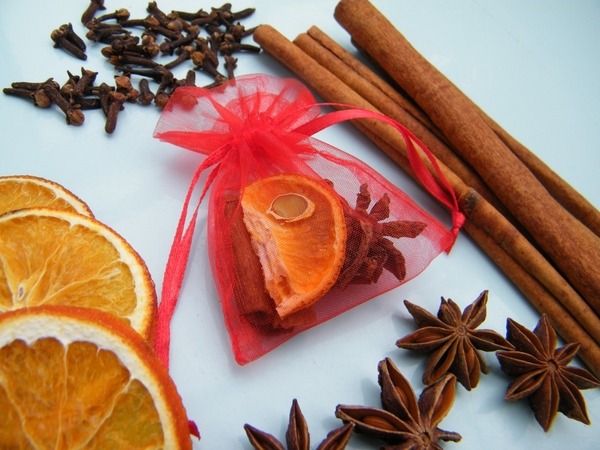 christmas crafts ideas homemade christmas gifts scented bag cinnamon 