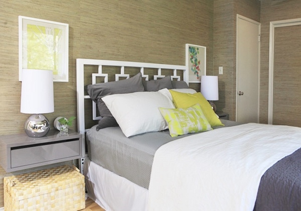 elegant-bedroom-furniture-ideas-wall-mounted-floating-nightstand-bedside-lamps