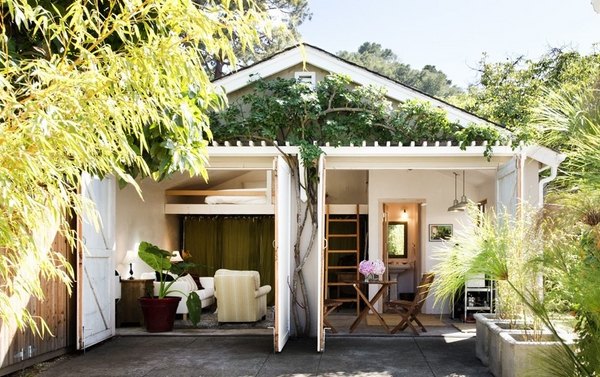 garage-conversion-ideas-backyard escape romantic retreat