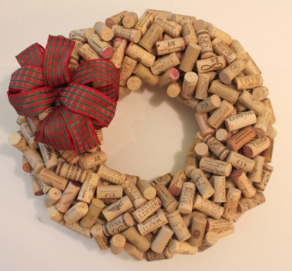 how to make a cork instructions step 4 decorate the wreath