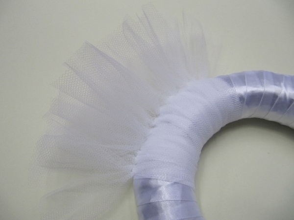 how to make tulle wreath step by step tutorial step 2