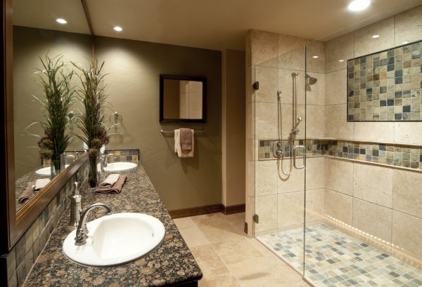modern bathroom walk in shower wall mirror