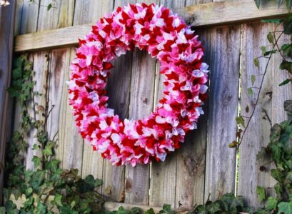 rag-wreath-ideas-DIY-holiday-decoration-garden-decoration-ideas