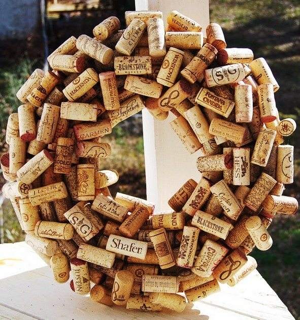 rustic christmas wine cork christmas wreath ideas 