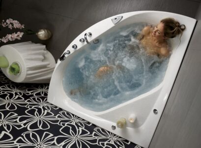 space-saving-bathroom-furniture-corner-whirlpool-bathtub-ideas