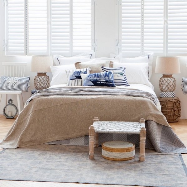 stylish bedroom decor neutral colors blue accents bedding sets ideas
