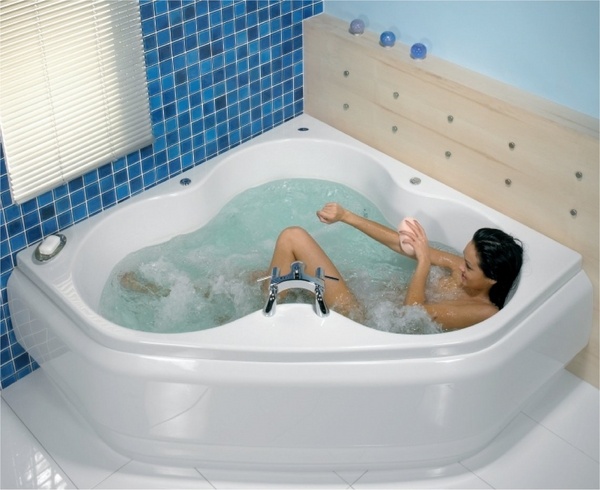  Corner  whirlpool tub the perfect solution for small 