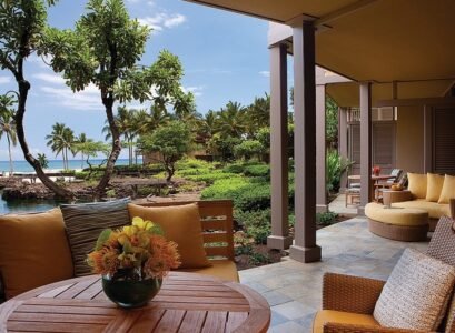 tropical-lanai-porch-ideas-wooden-outdoor-furniture-lounge-furniture