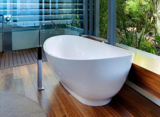 wood-flooring-in-the-bathroom-freestanding-bathtub-contemporary-bathroom-design