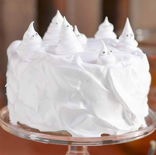 Best-Non-scary-Halloween-cake-decorations-white-ghosts