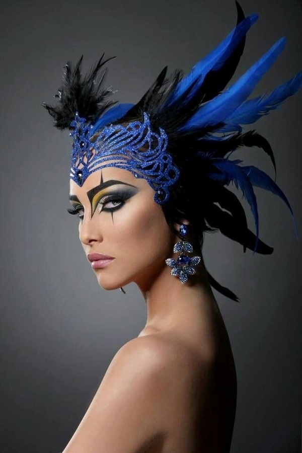 Halloween-makeup-ideas-2015-blue-bird-eye-makeup-DIY-ideas