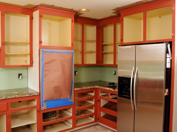 How to paint the kitchen cabinets tutorial renovation DIY