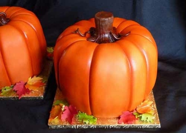 Non scary Halloween cake decorations Halloween party ideas pumpkin pies cake