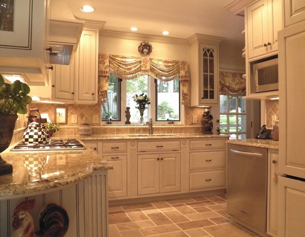 antique white cabinets 