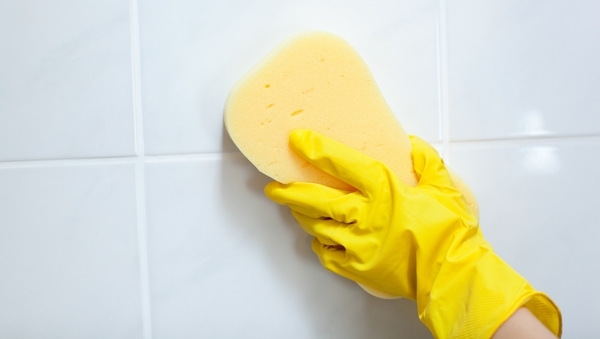 how to clean wall tiles