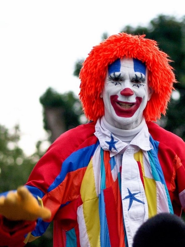 clown-makeup-ideas-halloween-costume-happy-clown