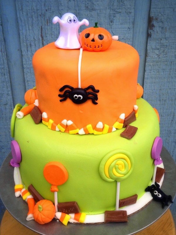 cute-Non-scary-Halloween-cake-decorations-party for kids
