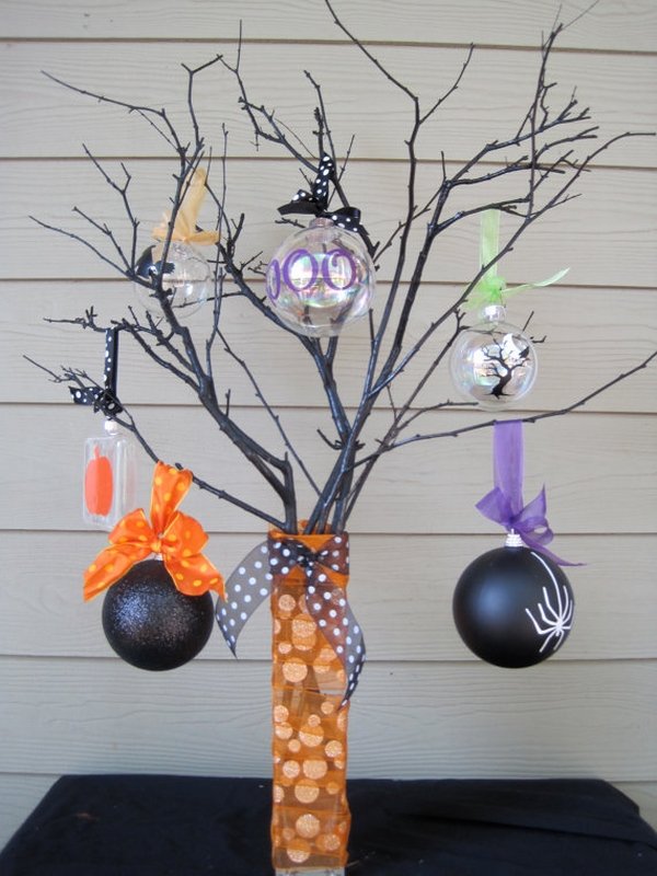 Creative Halloween  tree  decorations DIY holiday decor  ideas 