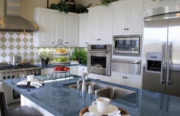 Blue-pearl-granite-kitchen-countertop-white-cabinets-kitchen-island-with-seating