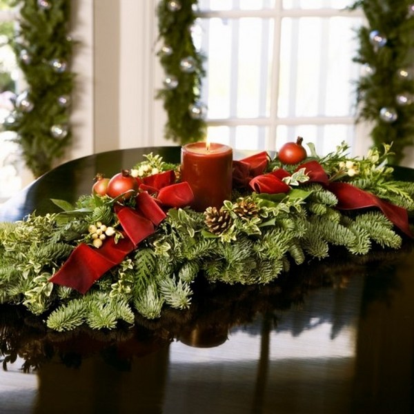  table centerpiece ideas dining room decoration evergreens candles
