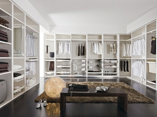 Dressing-room -walk-in-closet-design-ideas-white-furniture-black-flooring