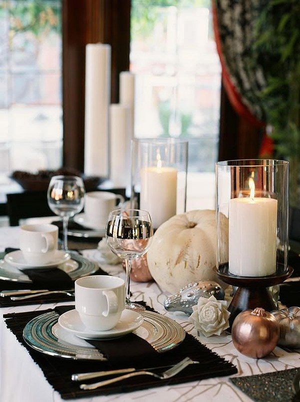  black and white table candles flowers 