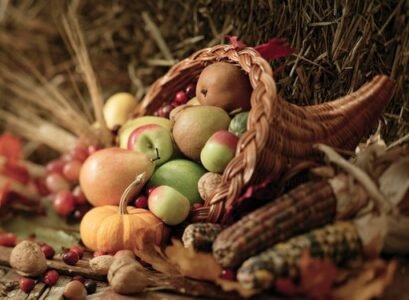 Thanksgiving-date-in-2015-thanksgiving-decor-ideas-dinner-menu-ideas