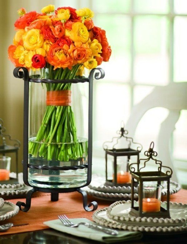 Thanksgiving table centerpiece fresh flowers lanterns