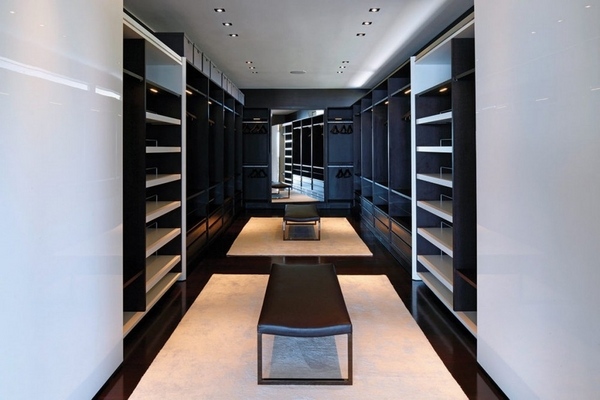 walk-in-closet-design-ideas-wardrobe-storage-clothes-storage-modern-leather bench large mirror