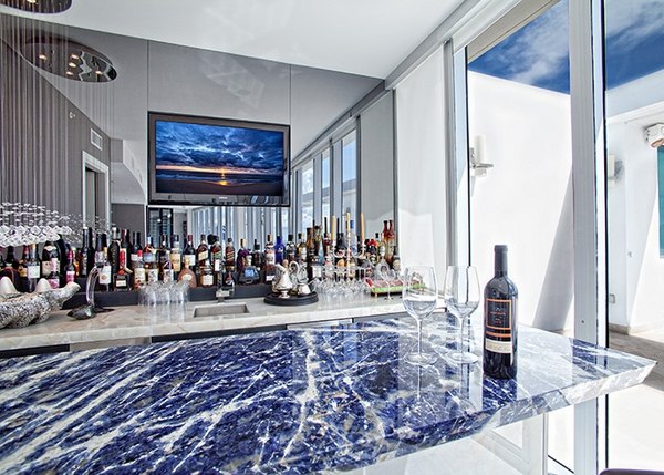 blue-granite-countertop-home-bar-design-ideas 