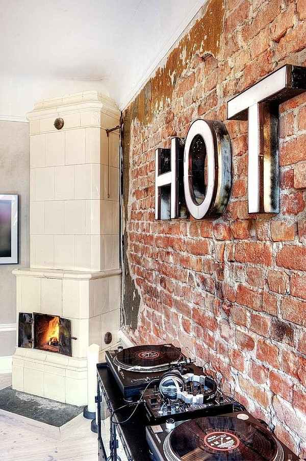 brick-wall-in-living-rooms-classic-fireplace-modern-interior-design