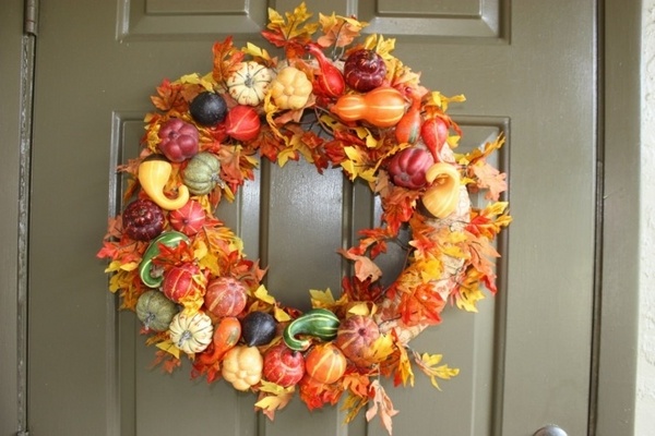 fall wreath ideas house decoration autumn leaves decorative pumpkins